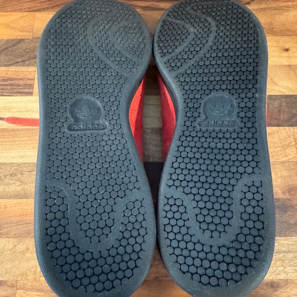 Adidas Stan Smith Disney Hook Red Sneakers - Picture 5 of 5